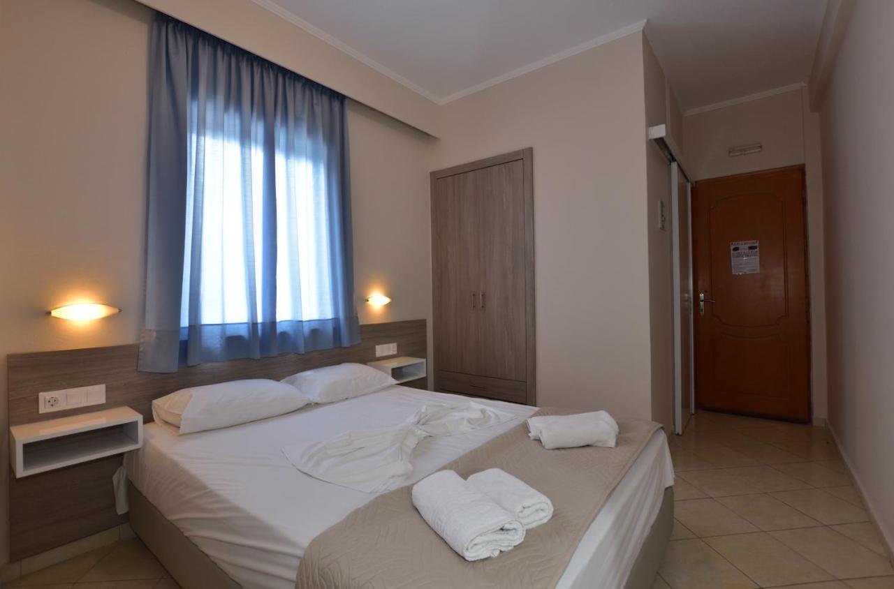 Flisvos Rooms Paleochora Buitenkant foto